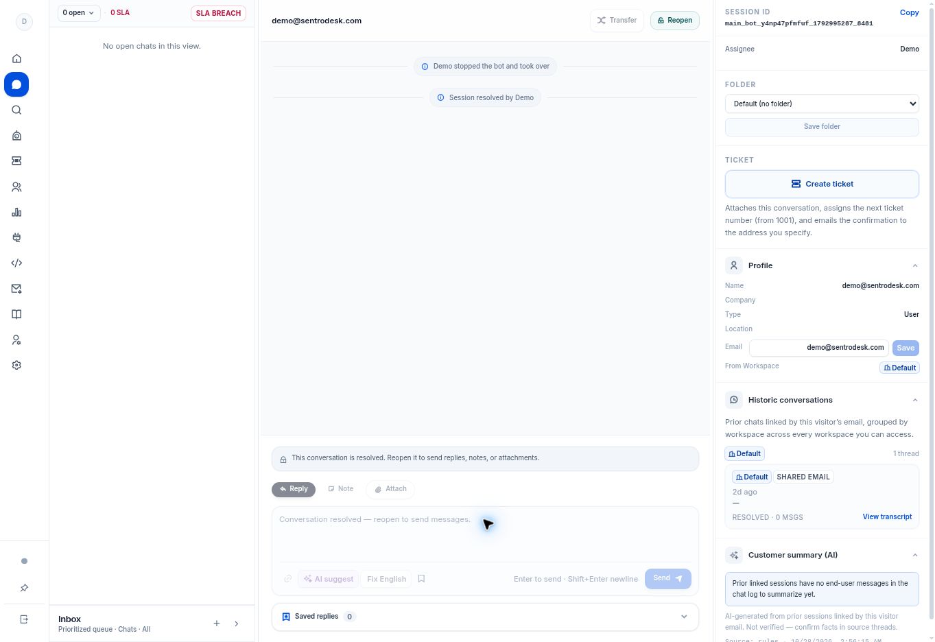 Read a conversation and send a reply — controls in the SentroDesk platform